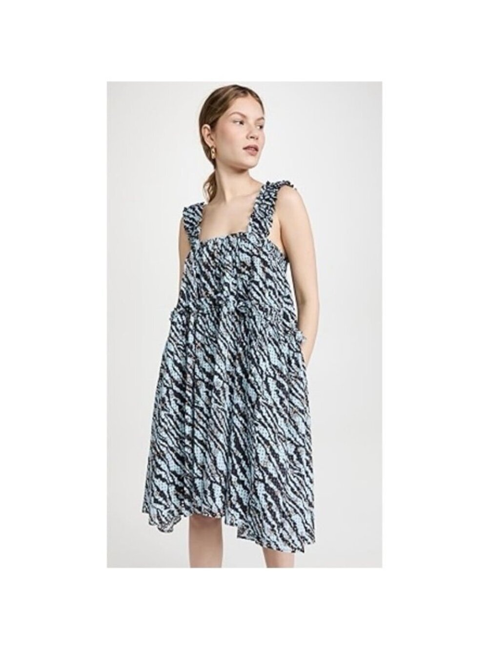 Brogger tent tiered dress in blue zebra